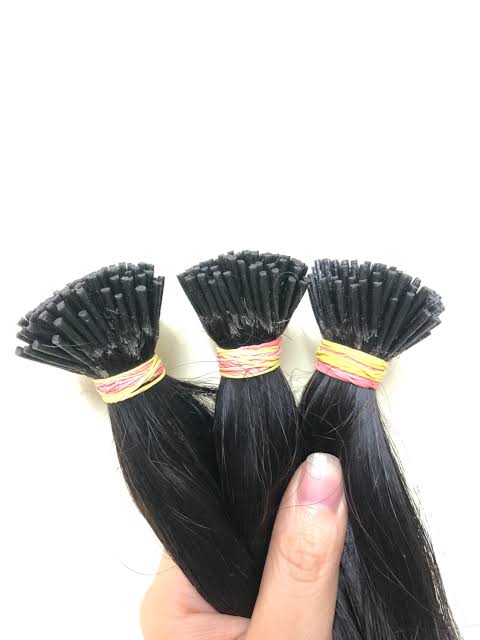 I-Tip Hair Extensions in Irrum Manzil strands and fitting method